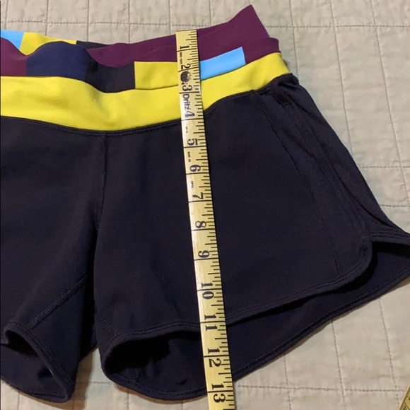 Lululemon shorts - Picture 5 of 6